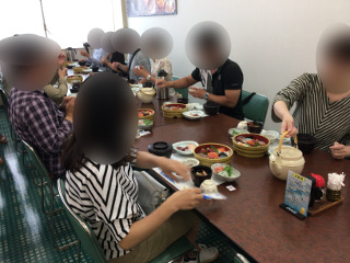 宿泊バスツアー・昼食