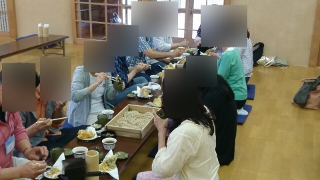 婚活ﾂｱｰそば昼食