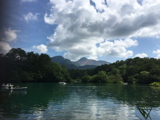 五色沼と磐梯山