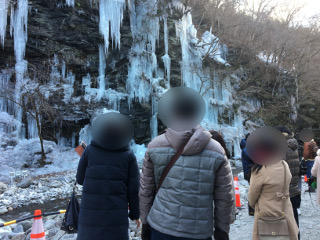 三十槌の氷柱散策