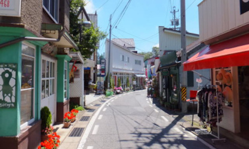 7 11 人気の避暑地 旧軽井沢銀座 マイナスイオンたっぷり白糸の滝とログハウス焼肉ランチ 婚活バスツアーリスト 婚活バスツアー東京 横浜 埼玉で30代40代中心のテゾーロクラブ 7 11 人気の避暑地 旧軽井沢銀座 マイナスイオンたっぷり白糸の滝とログハウス焼肉ランチ 婚活バスツアーリスト 婚活バスツアー東京 横浜 埼玉で30代40代中心のテゾーロクラブ